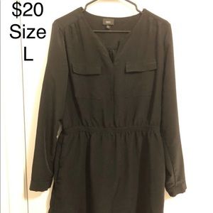 V neck black dress size Large